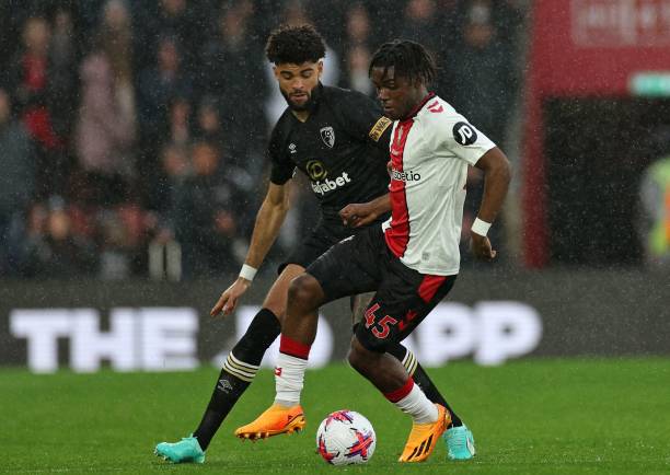 成为攻防两 成为攻防两